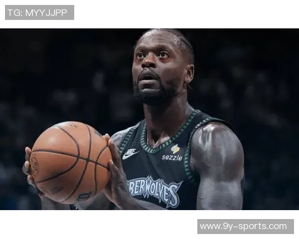 兰德尔第三节火力全开单节砍下10分助力球队前三节拿到23分表现抢眼